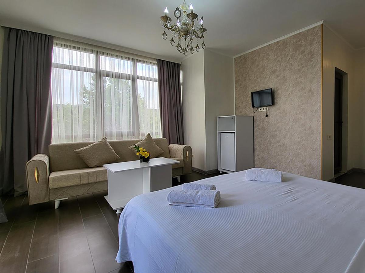 Mite Hotel Chakvi Ngoại thất bức ảnh